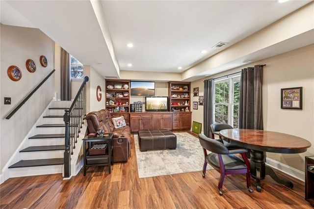 1013 Hickory Woods Way, Canton, GA 30115