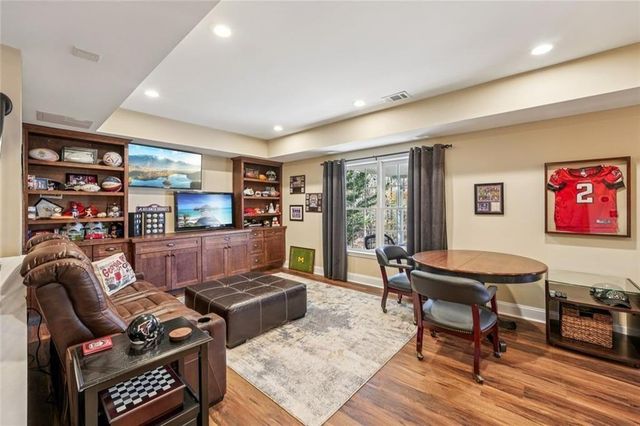 1013 Hickory Woods Way, Canton, GA 30115