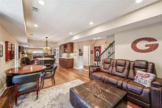 1013 Hickory Woods Way, Canton, GA 30115