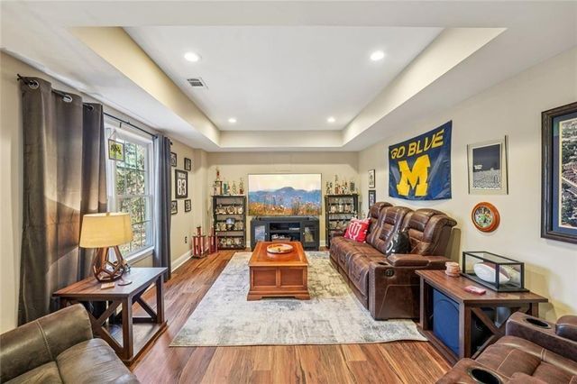 1013 Hickory Woods Way, Canton, GA 30115