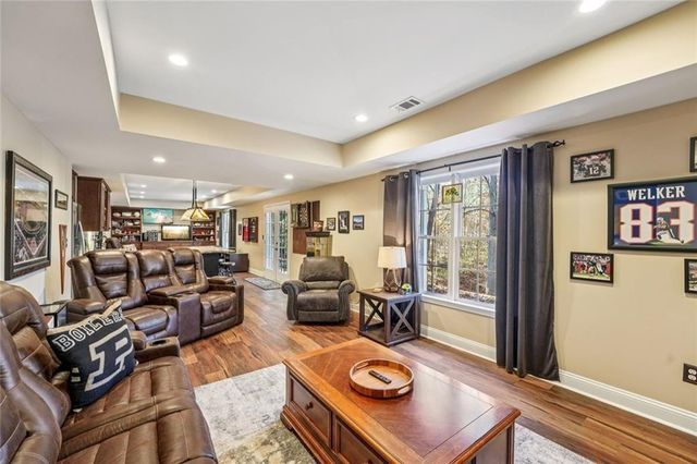 1013 Hickory Woods Way, Canton, GA 30115