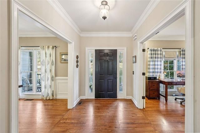 1013 Hickory Woods Way, Canton, GA 30115