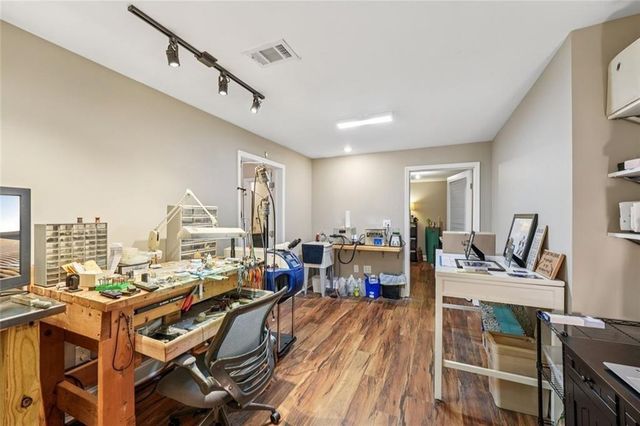 1013 Hickory Woods Way, Canton, GA 30115