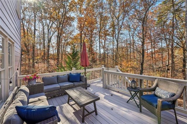 1013 Hickory Woods Way, Canton, GA 30115