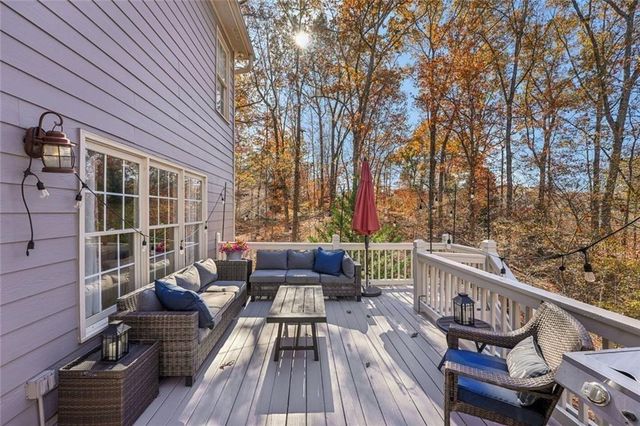 1013 Hickory Woods Way, Canton, GA 30115