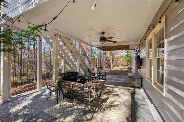 1013 Hickory Woods Way, Canton, GA 30115