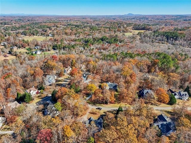 1013 Hickory Woods Way, Canton, GA 30115