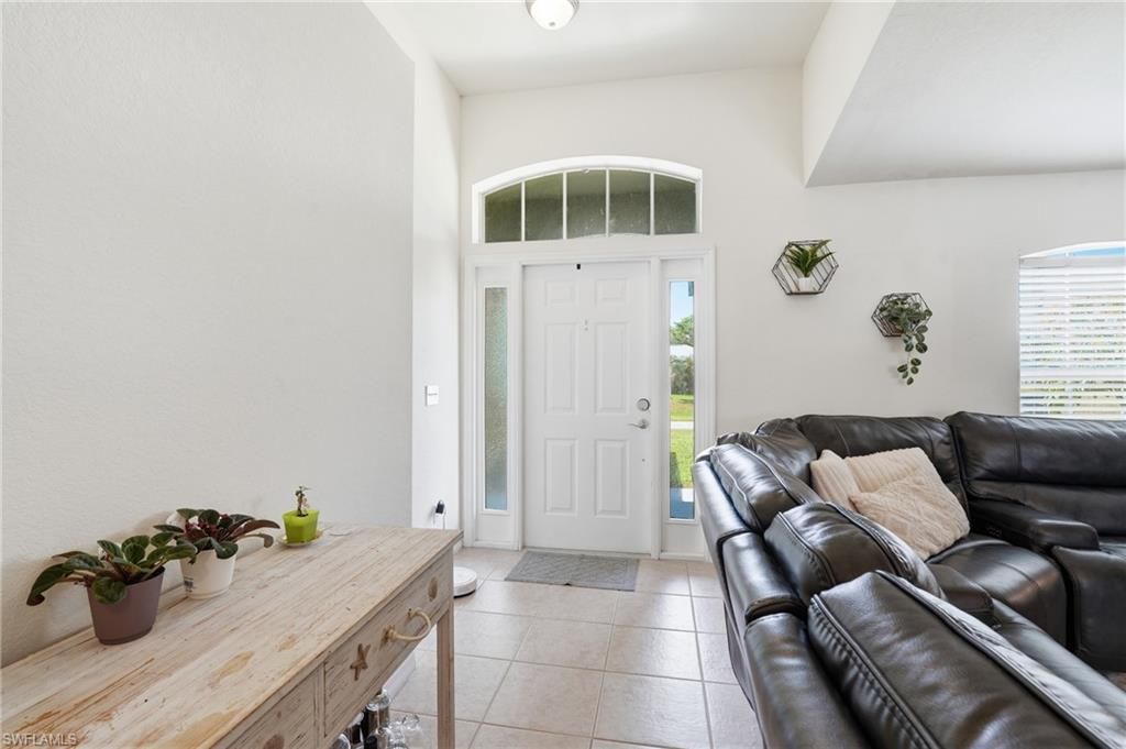 212 NW 28th TER, CAPE CORAL, FL 33993 — photo 3