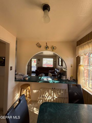 813 Santa Barbara Drive, El Paso, TX 79915