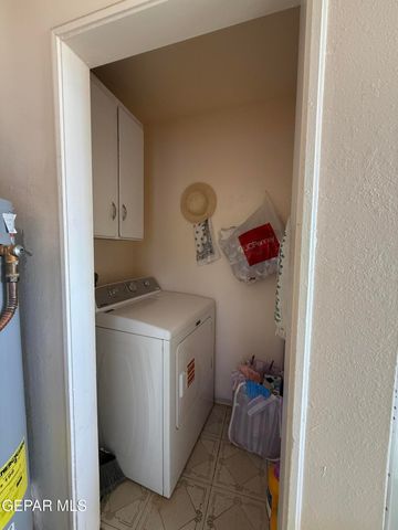 813 Santa Barbara Drive, El Paso, TX 79915