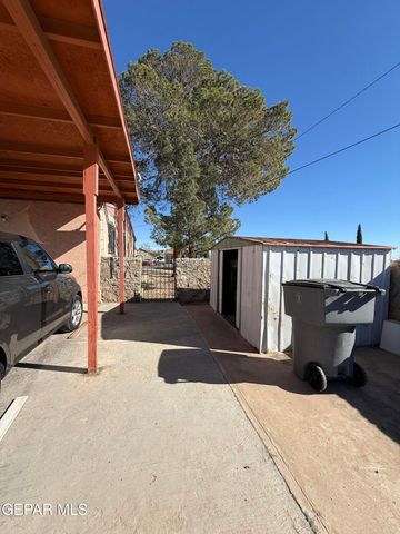 813 Santa Barbara Drive, El Paso, TX 79915