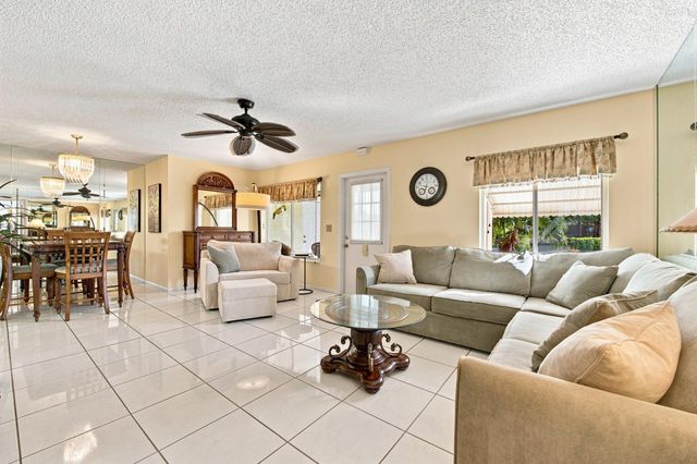 222 Pine Hov Circle A-2, Greenacres, FL 33463
