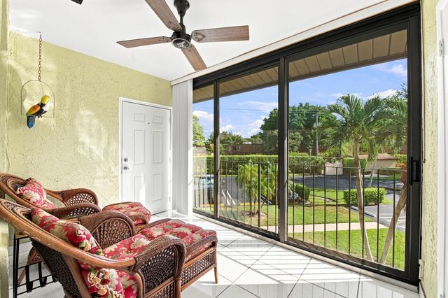 222 Pine Hov Circle A-2, Greenacres, FL 33463