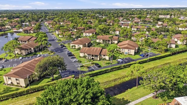 222 Pine Hov Circle A-2, Greenacres, FL 33463