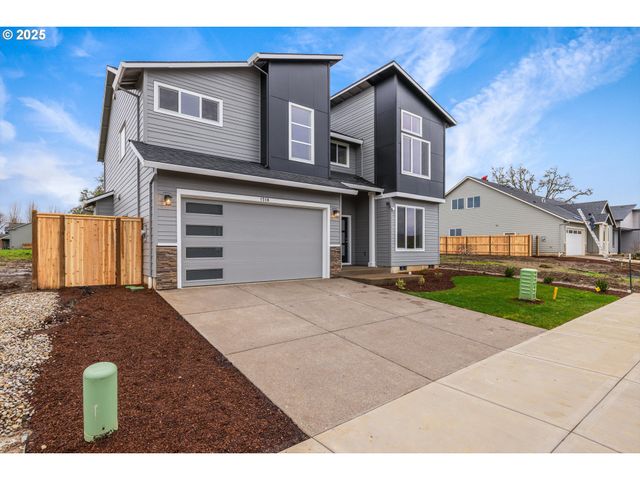 1518 Nw Tracy St, Mc Minnville, OR 97128