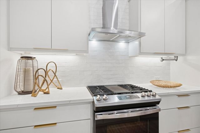 2130 Lovedale Avenue 102, Dallas, TX 75235