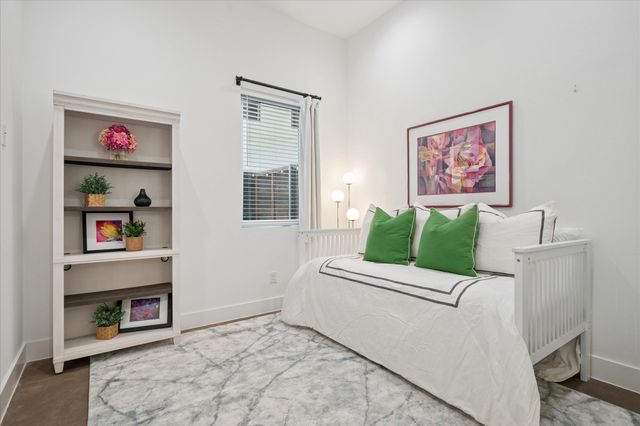 2130 Lovedale Avenue 102, Dallas, TX 75235