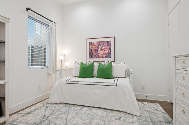 2130 Lovedale Avenue 102, Dallas, TX 75235