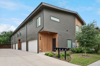 2130 Lovedale Avenue 102, Dallas, TX 75235