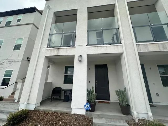 2044 Luzon Ln 5, Chula Vista, CA 91915
