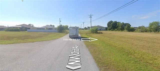 1320 NW 3rd AVE, Cape Coral, FL 33993