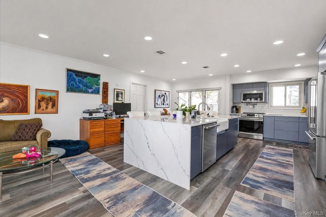 26 Sheridan Street, Old Bethpage, NY 11804