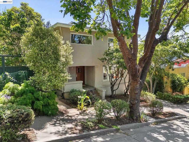 2114 Marin Ave, Berkeley, CA 94707