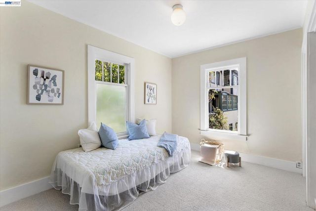 2114 Marin Ave, Berkeley, CA 94707