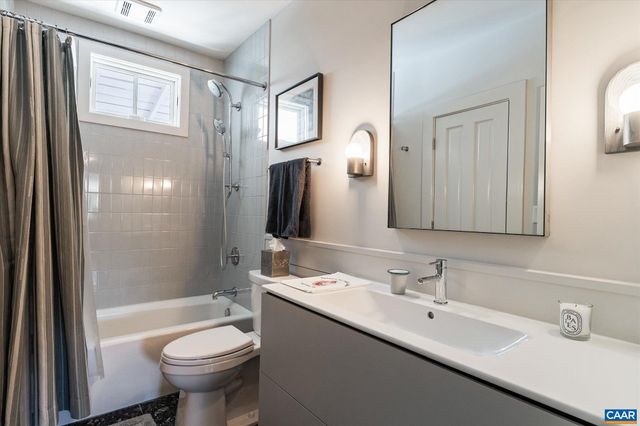 5432 STONY POINT PASS, Keswick, VA 22947
