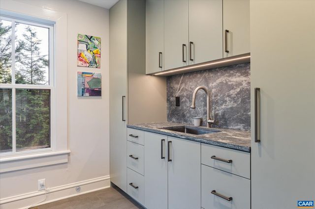 5432 STONY POINT PASS, Keswick, VA 22947