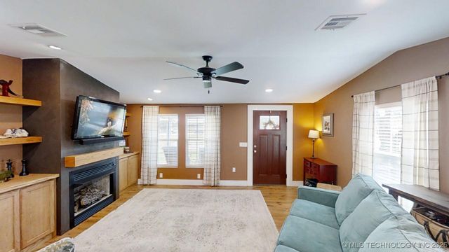 3484 State Highway 199, Ardmore, OK 73401