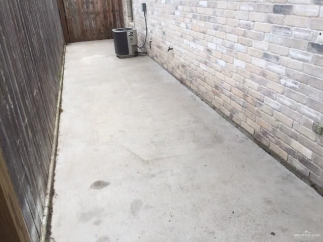 1604 E Quail Street, Pharr, TX 78577
