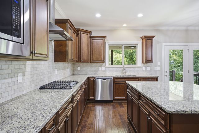 6764 Falls Ridge Ln, College Grove, TN 37046