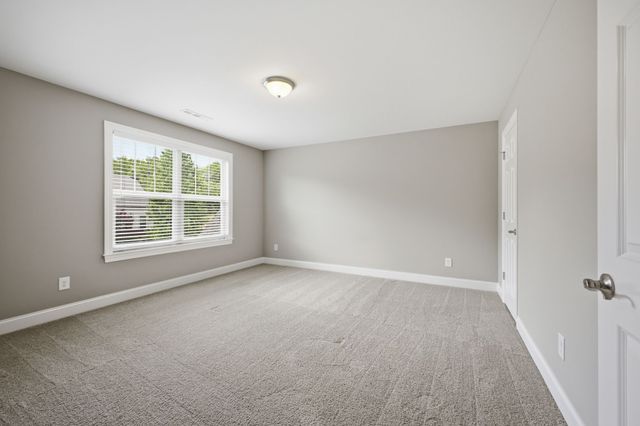6764 Falls Ridge Ln, College Grove, TN 37046