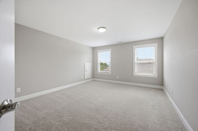 6764 Falls Ridge Ln, College Grove, TN 37046