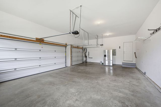 6764 Falls Ridge Ln, College Grove, TN 37046