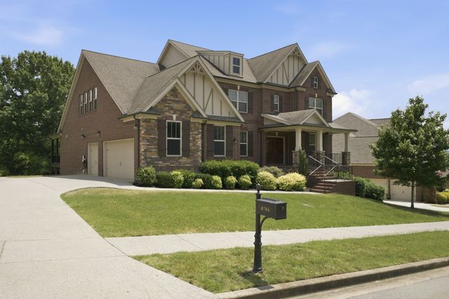 6764 Falls Ridge Ln, College Grove, TN 37046