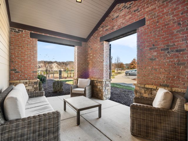 6764 Falls Ridge Ln, College Grove, TN 37046