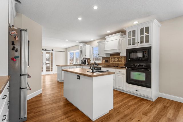 5210 Hammer Place, Decatur, IL 62521