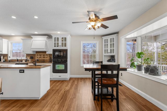 5210 Hammer Place, Decatur, IL 62521