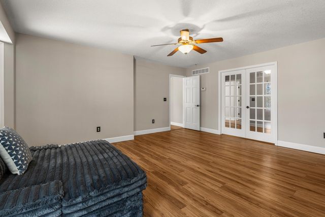 5210 Hammer Place, Decatur, IL 62521