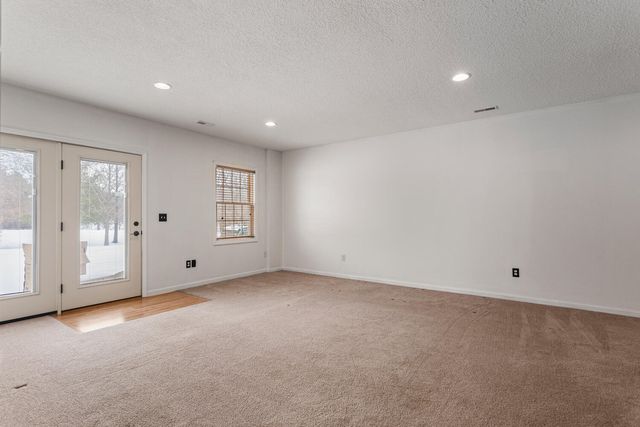 5210 Hammer Place, Decatur, IL 62521