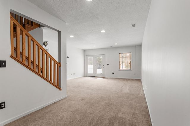 5210 Hammer Place, Decatur, IL 62521