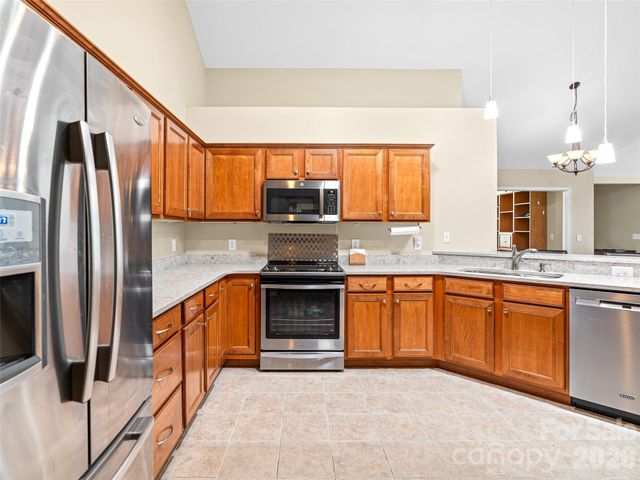 60 Mountain Meadow Circle E2, Weaverville, NC 28787
