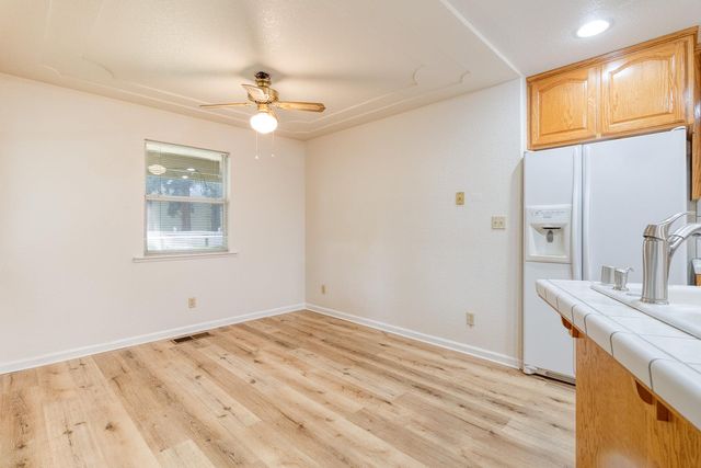 2448 Topeka St, Riverbank, CA 95367