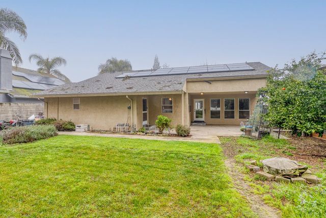 2448 Topeka St, Riverbank, CA 95367