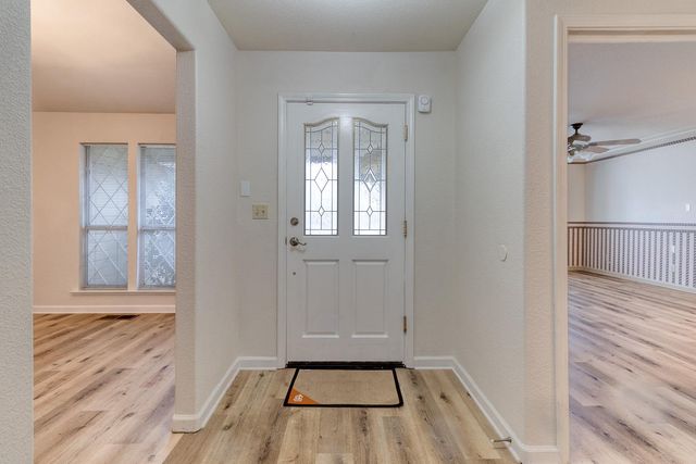 2448 Topeka St, Riverbank, CA 95367