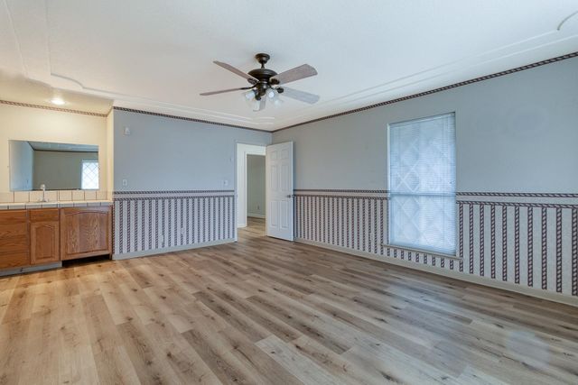 2448 Topeka St, Riverbank, CA 95367