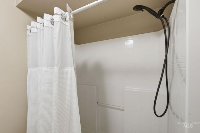 4694 N Abruzzo Ave, Meridian, ID 83646