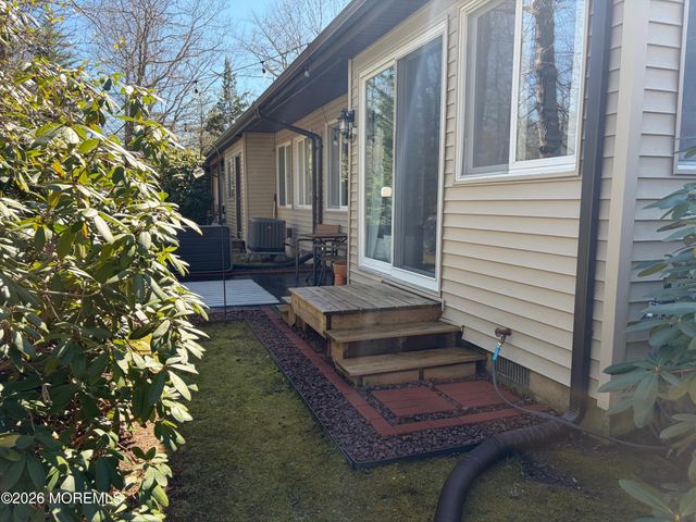 103 Middle Holly Lane, Little Egg Harbor, NJ 08087